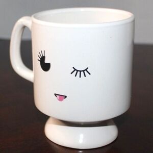 Global Design Connections Winking Pedestal Mug